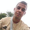 Знакомства: Илья, 25 лет, Молодечно