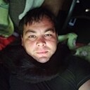 Знакомства: Денис, 29 лет, Буинск