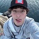 Знакомства: Влад, 19 лет, Макеевка