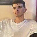 Знакомства: Андрей, 25 лет, Орел