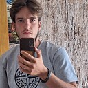 Знакомства: Петро, 18 лет, Хуст