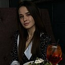 Знакомства: Алина, 24 года, Омск