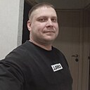 Знакомства: Валерий, 40 лет, Братск