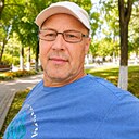 Знакомства: Mihai, 60 лет, Botoșani