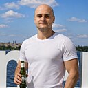 Знакомства: Дамир, 37 лет, Днепр