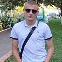 Знакомства: Максим, 21 год, Ровеньки