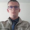 Знакомства: Дима, 18 лет, Светлый