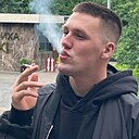 Знакомства: Дмитрий, 23 года, Брянск