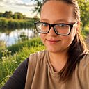Знакомства: Viktoria, 28 лет, Новомосковск