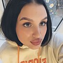 Знакомства: Полина, 22 года, Волгоград