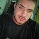 Знакомства: Макс, 23 года, Красные Баки