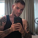 Знакомства: Florin, 27 лет, București