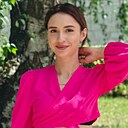 Знакомства: Аня, 24 года, Луганск