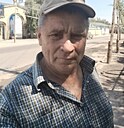 Знакомства: Гость, 46 лет, Изюм