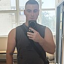 Знакомства: Александр, 23 года, Краснодон