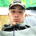 Знакомства: Роман, 19 лет, Москва