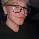 Знакомства: Эдгар, 20 лет, Миасс