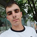 Знакомства: Алексей, 22 года, Петровск