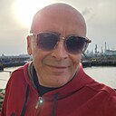 Знакомства: Эмигрант, 51 год, Бердянск