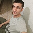 Знакомства: Денис, 34 года, Пугачев