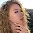 Знакомства: Катя, 20 лет, Уссурийск