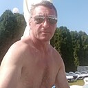 Знакомства: Vasi, 48 лет, Brașov