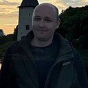 Знакомства: Олег, 32 года, Псков