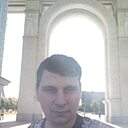 Знакомства: Максим, 35 лет, Богородицк