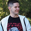 Знакомства: Максим, 28 лет, Димитровград