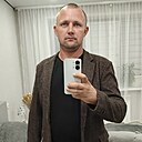 Знакомства: Евгений, 35 лет, Тюмень