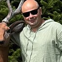 Знакомства: Виктор, 38 лет, Уссурийск