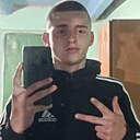 Знакомства: Максим, 22 года, Золочев (Львовская Обл)