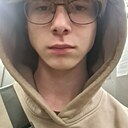 Знакомства: Илья, 18 лет, Екатеринбург