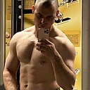 Знакомства: Андрей, 25 лет, Керчь