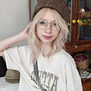 Знакомства: Даша, 18 лет, Омск
