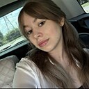 Знакомства: Полина, 22 года, Москва
