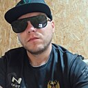 Знакомства: Роман, 32 года, Корсаков