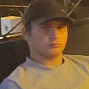 Знакомства: Макс, 26 лет, Комрат