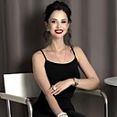 Знакомства: Аня, 27 лет, Москва