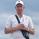 Знакомства: Максим, 43 года, Горловка