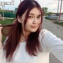 Знакомства: Лилия, 22 года, Челябинск