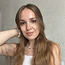 Знакомства: Евгения, 28 лет, Киров