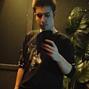 Знакомства: Максим, 19 лет, Орел