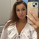 Знакомства: Mmmmm, 21 год, Махачкала