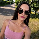 Знакомства: Брюнетка, 39 лет, Ровно
