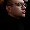 Знакомства: Кирил, 27 лет, Биробиджан