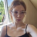 Знакомства: Мелисса, 18 лет, Самара