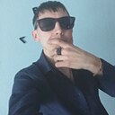 Знакомства: Валерий, 28 лет, Курган