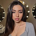 Знакомства: Злата, 26 лет, Владикавказ