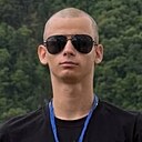 Знакомства: Александр, 22 года, Шахтерск